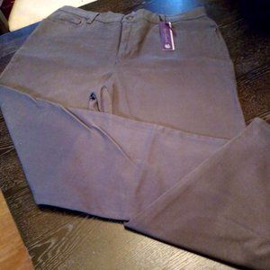 Gloria Vanderbilt Amanda